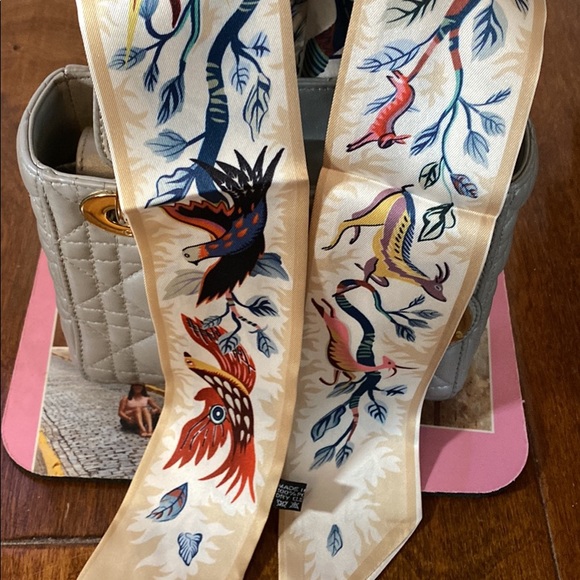 New bag twilly. - Picture 2 of 3